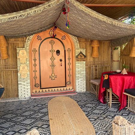 Tente Et Restaurant Elbey Дуз Екстер'єр фото